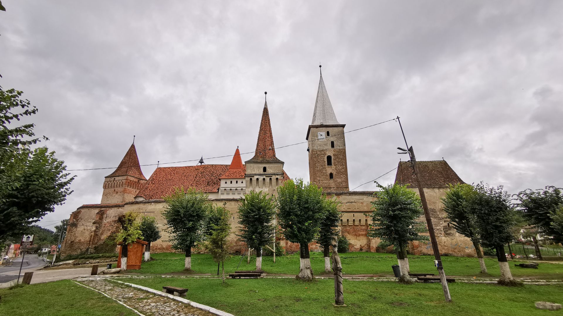 Biserica fortificată Moșna