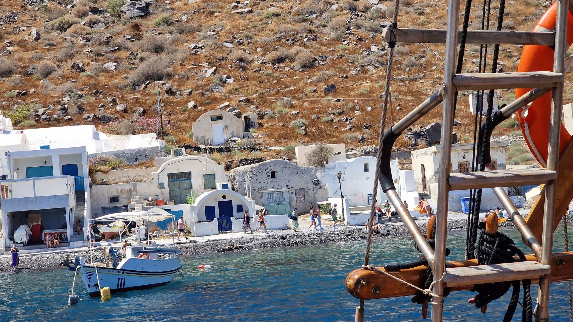 Santorini boat trip - Thirassia
