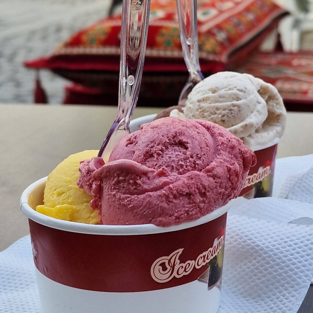 Înghețată la „Delicii libaneze”