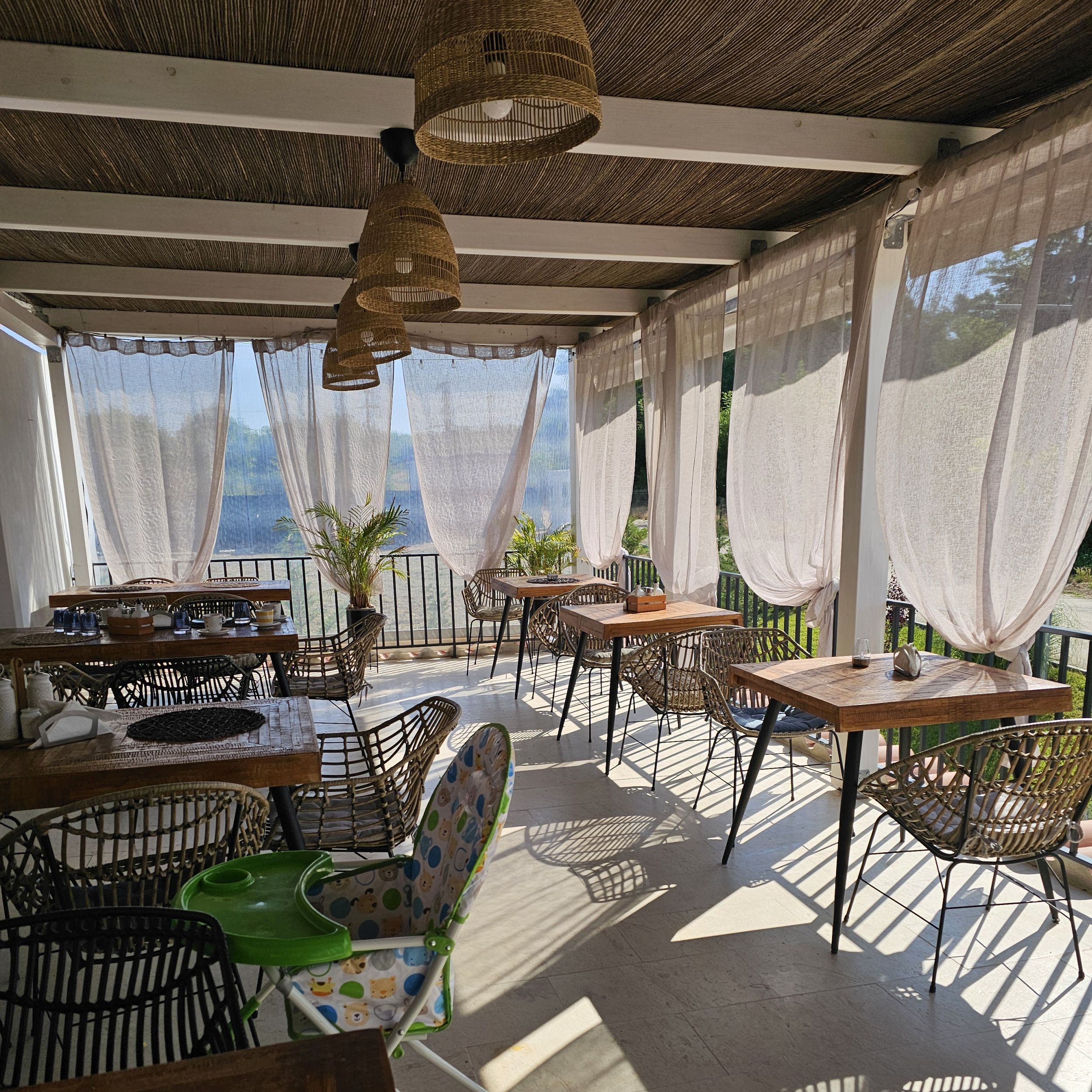 Hook of Love - terasa