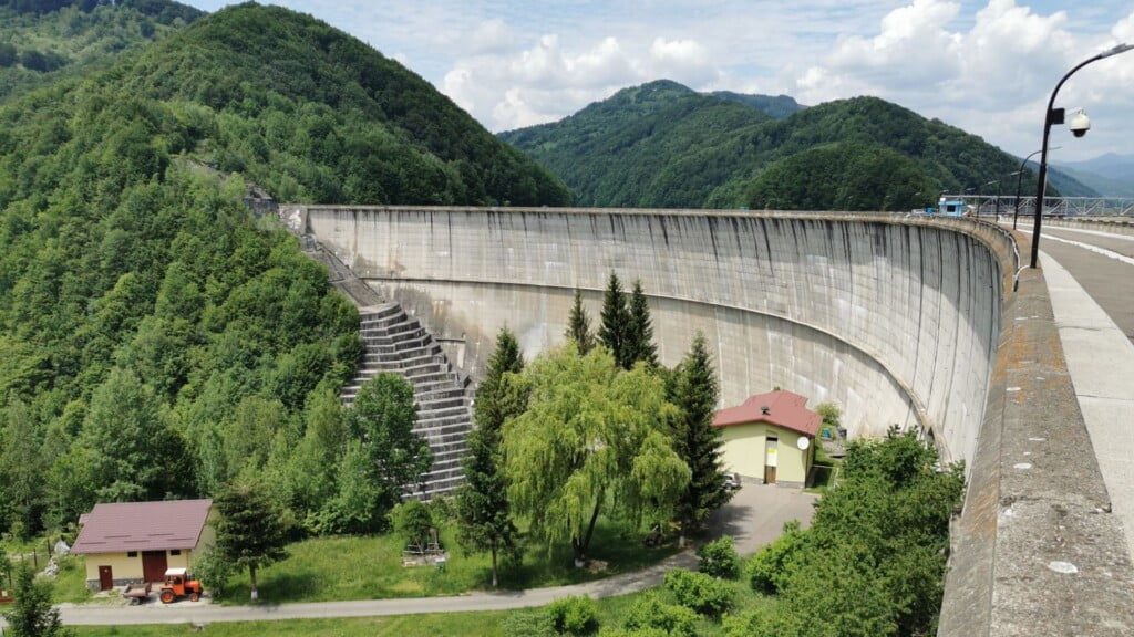 Barajul Paltinu, pe Valea Doftanei
