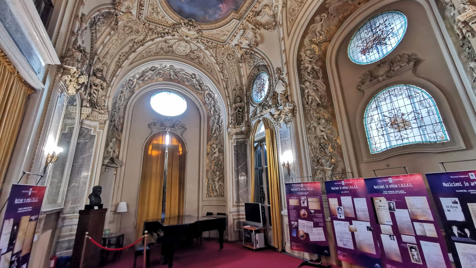 Muzeul Național George Enescu - interior